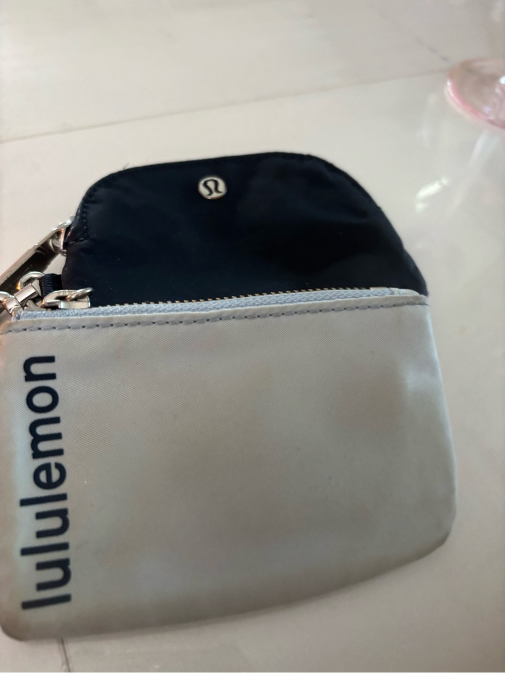 lululemon athletica Two-Tone Small Wristlet Pouch - Black & Light Gray